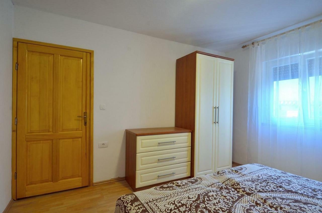 Apartment Nada With Private Pool Buzet Buitenkant foto
